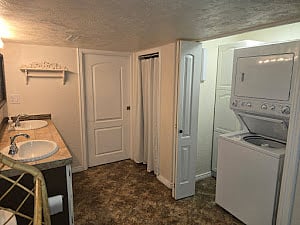 Furnished Finder property 917483_1 photo 16
