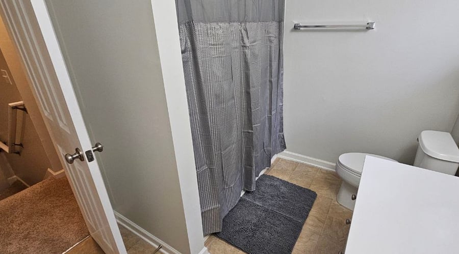 Second floor hall bath