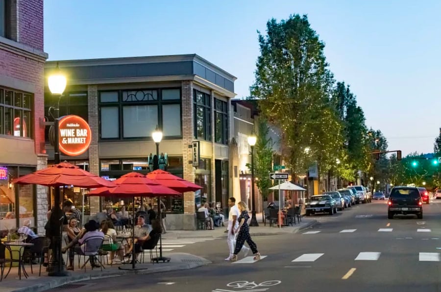 Downtown Oregon City offers uniques shops and restaurants. Only 10 minutes from your home via the iconic Oregon City elevator!