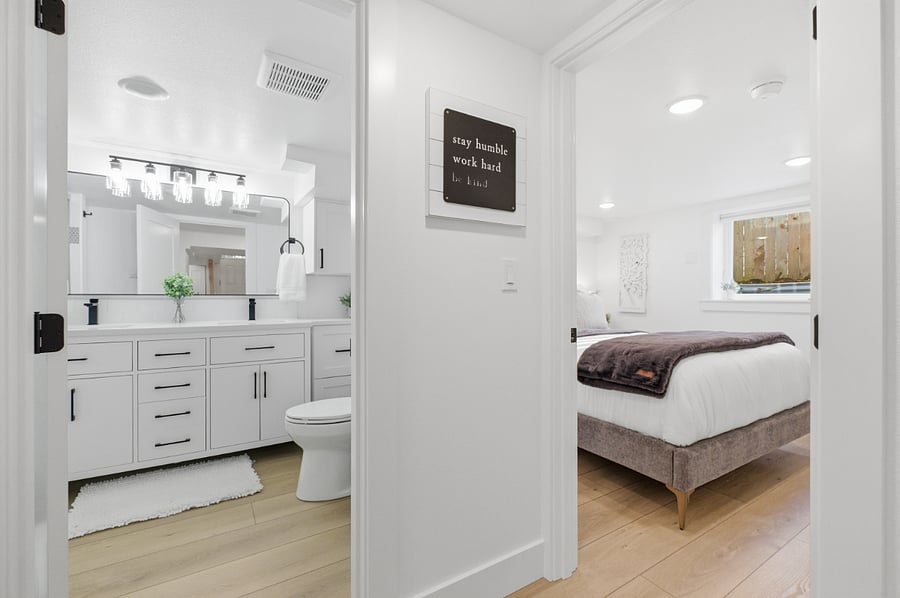 View from hallway to bathroom and South bedroom