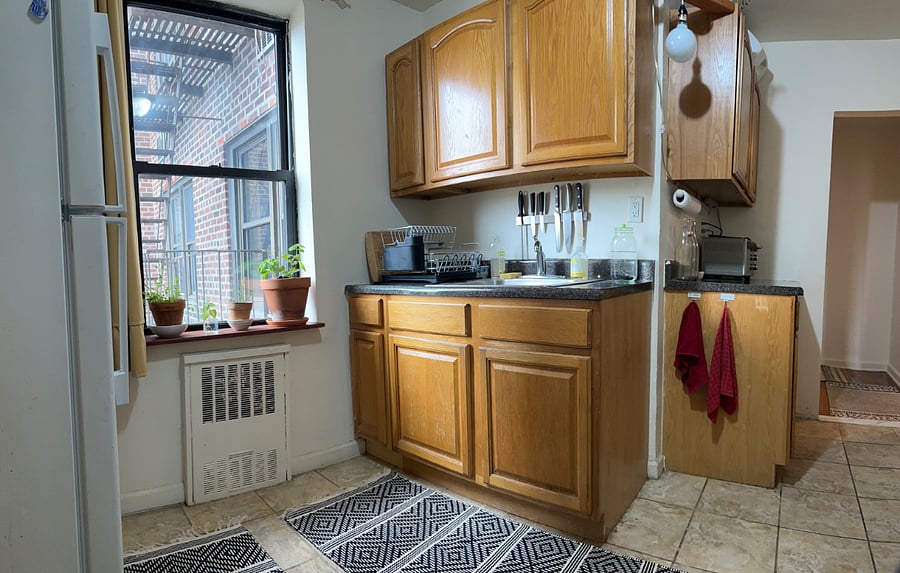 Kitchen (shared)
