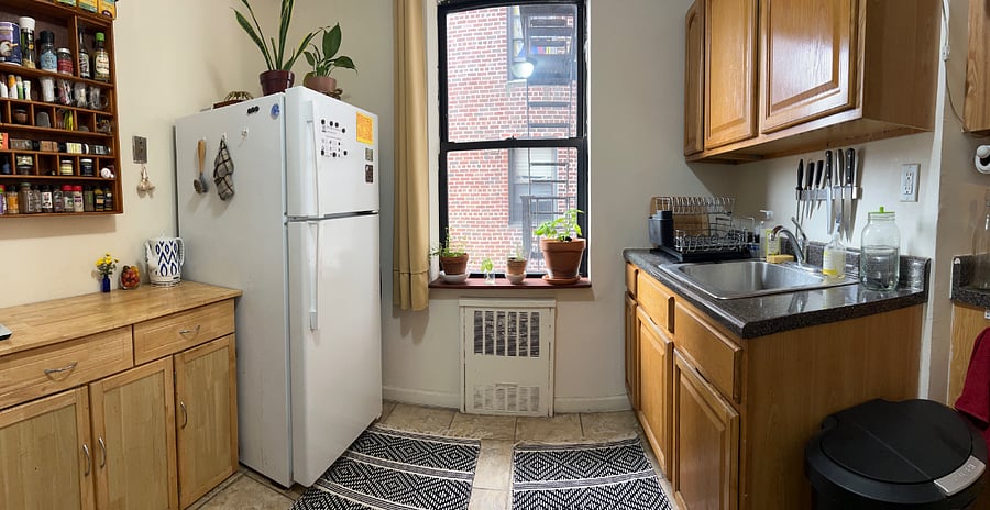 Kitchen (shared)