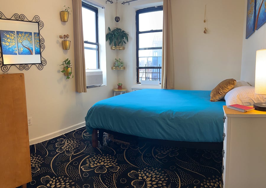 Bedroom (private)