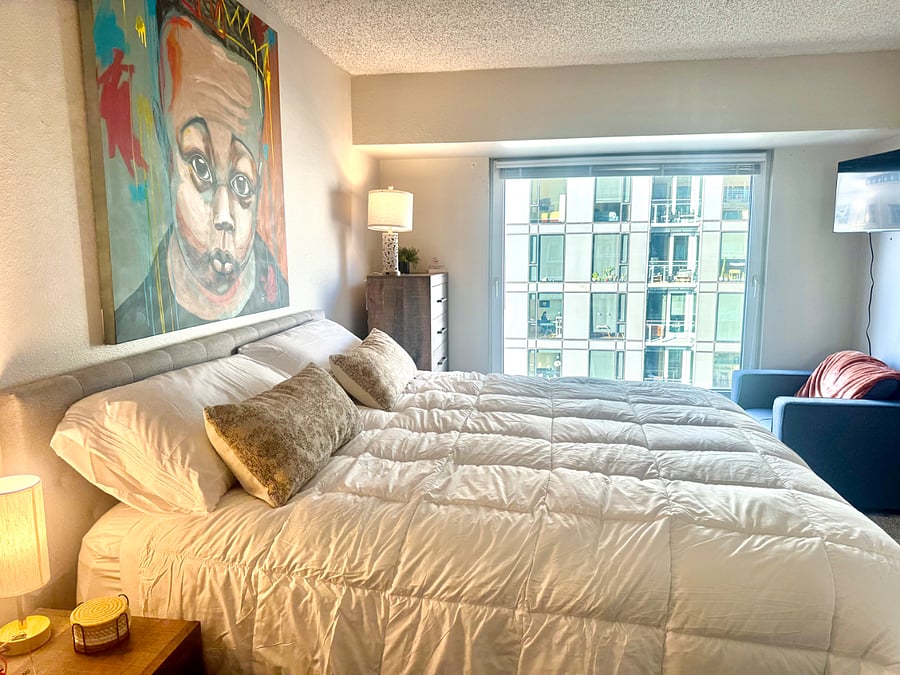 Master bedroom 