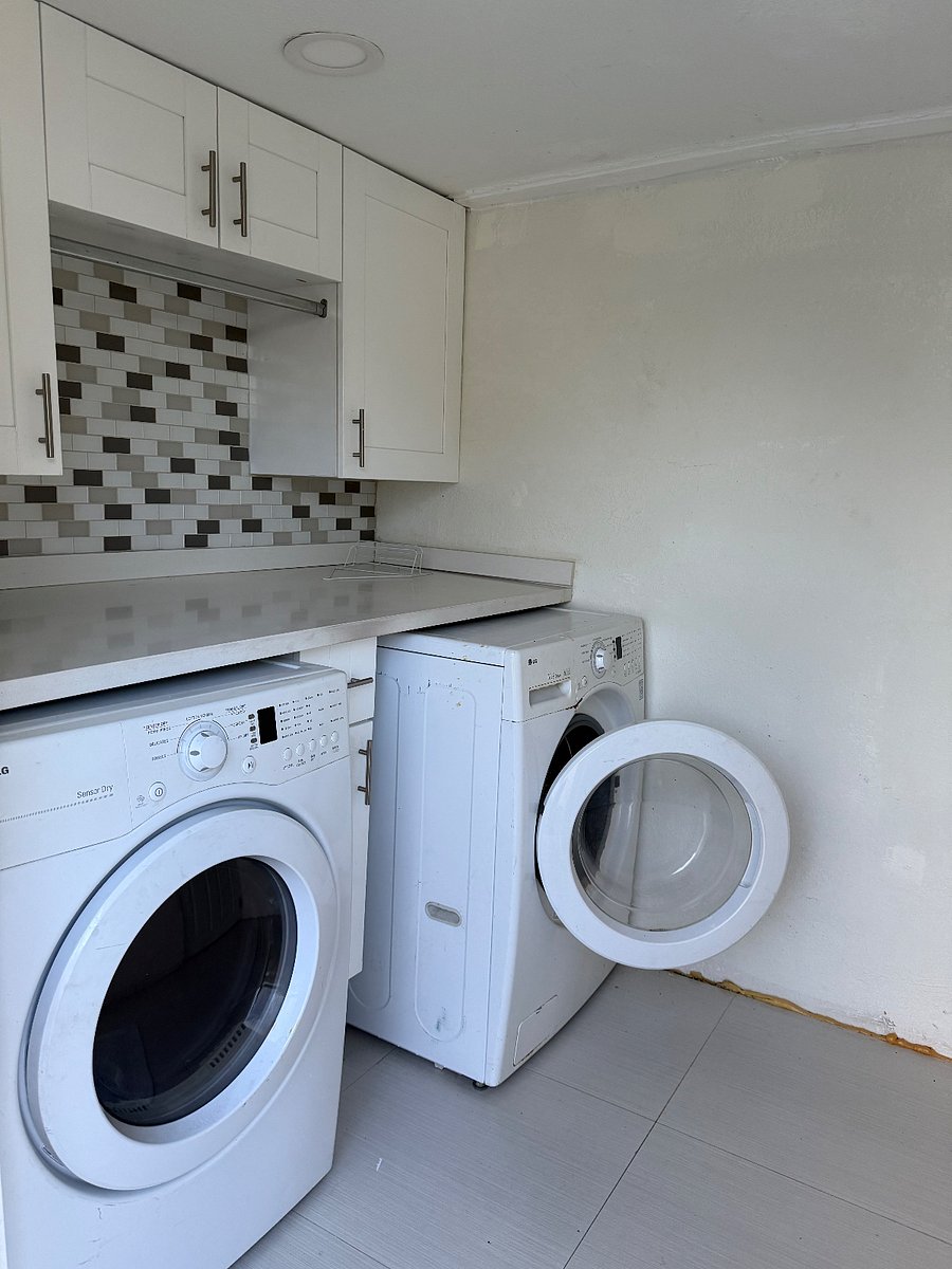 Washer & Dryer