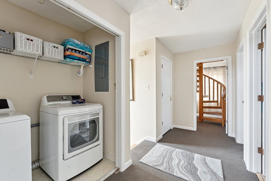 Hallway Laundry Washer/Dryer