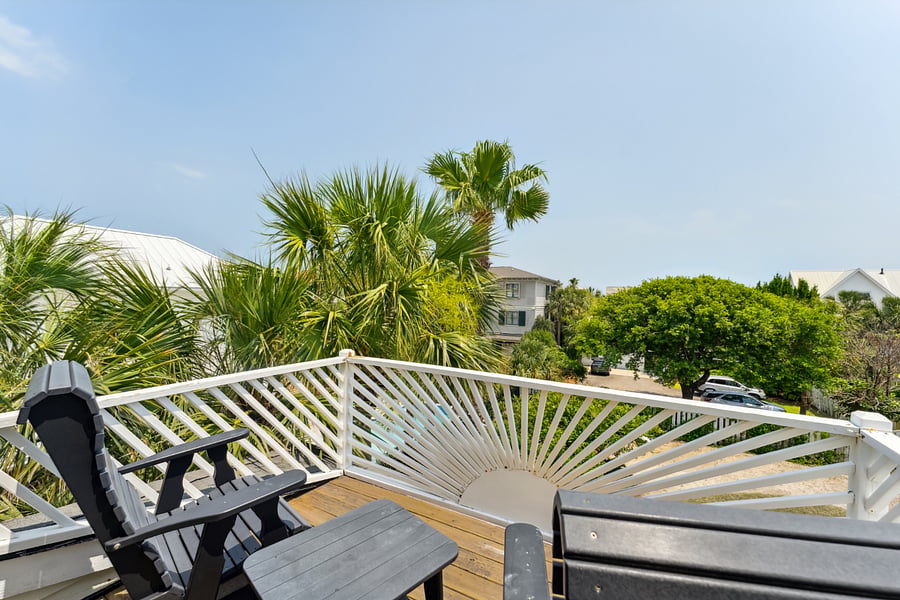 More Pics of Master Bedroom Outside Balcony