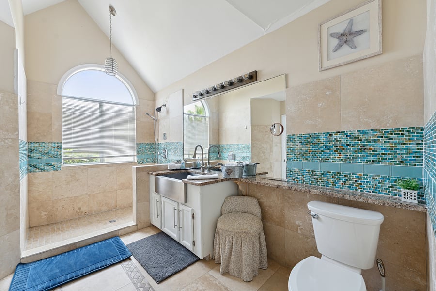 More Angels of Private Bathroom Attached to Master King Bedroom
