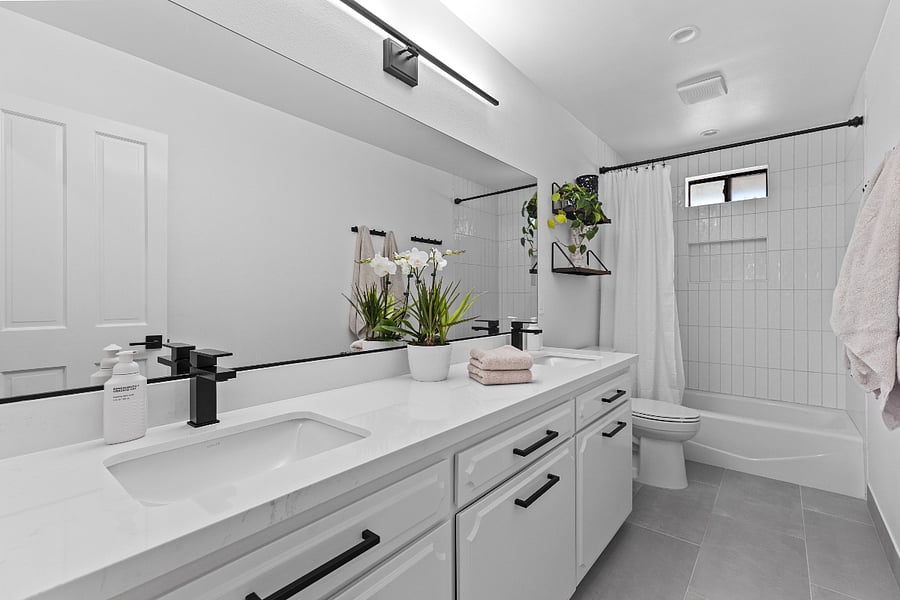 Second bathroom