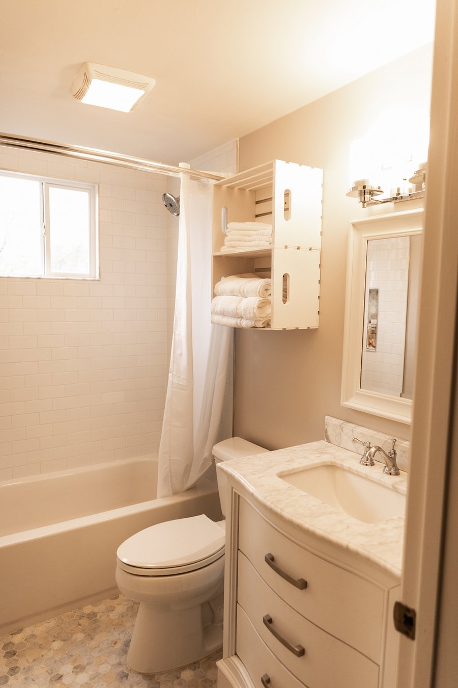 Bathroom with tub/shower combo