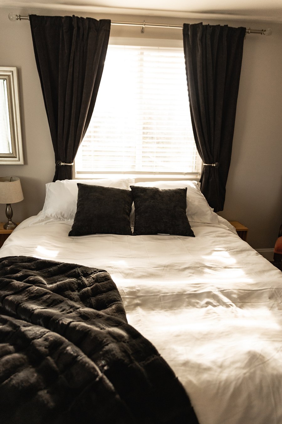 Bedroom 2, queen bed, foam mattress