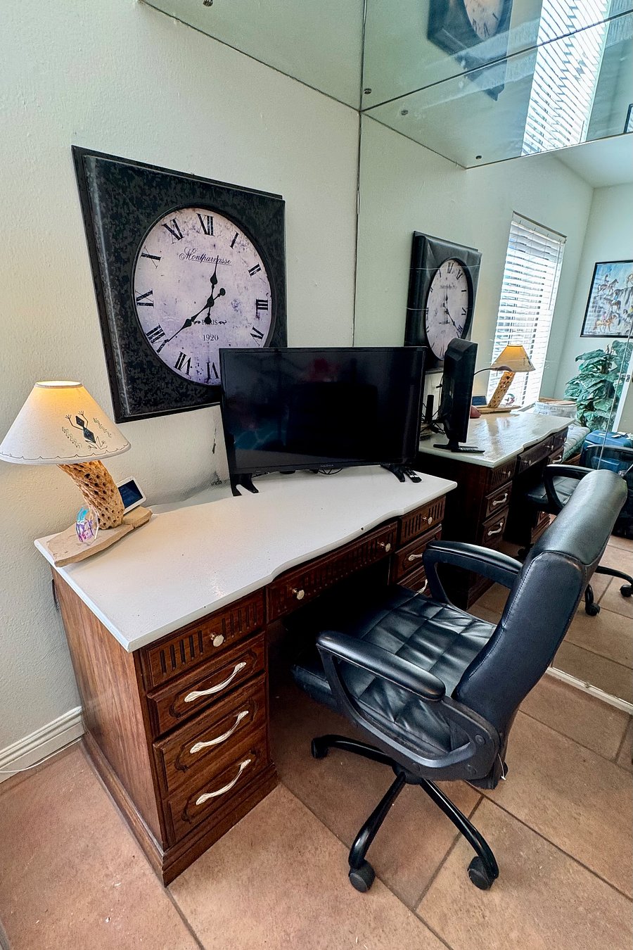Second bedroom desk and work area.