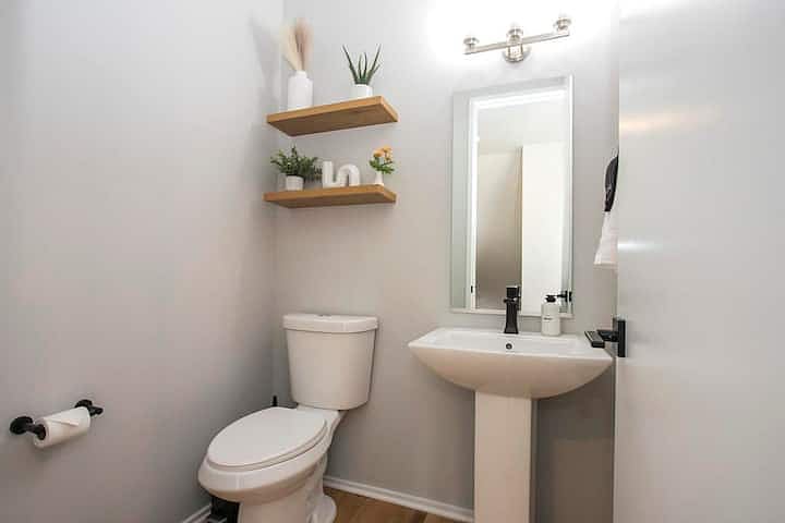 Half bath on kitchen and living room level