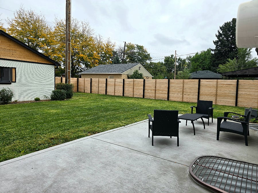 Large privacy yard and patio