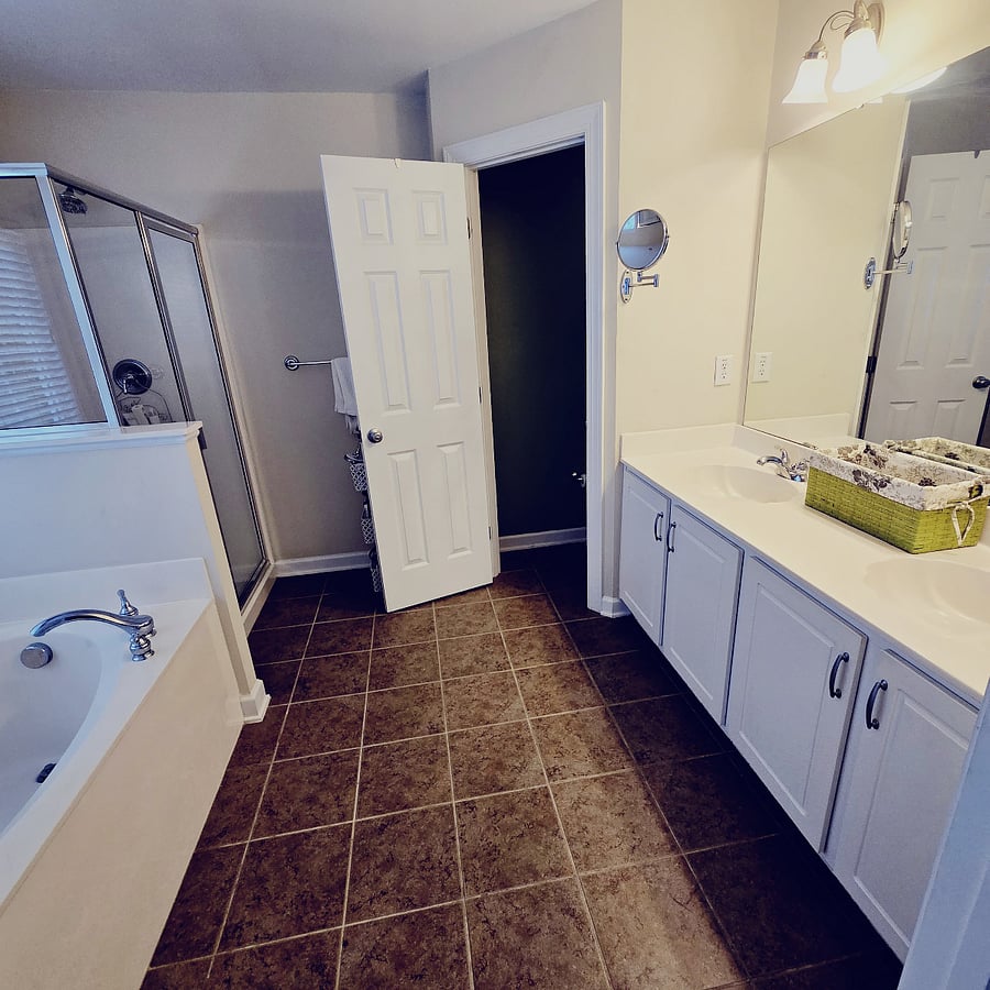Master bath.