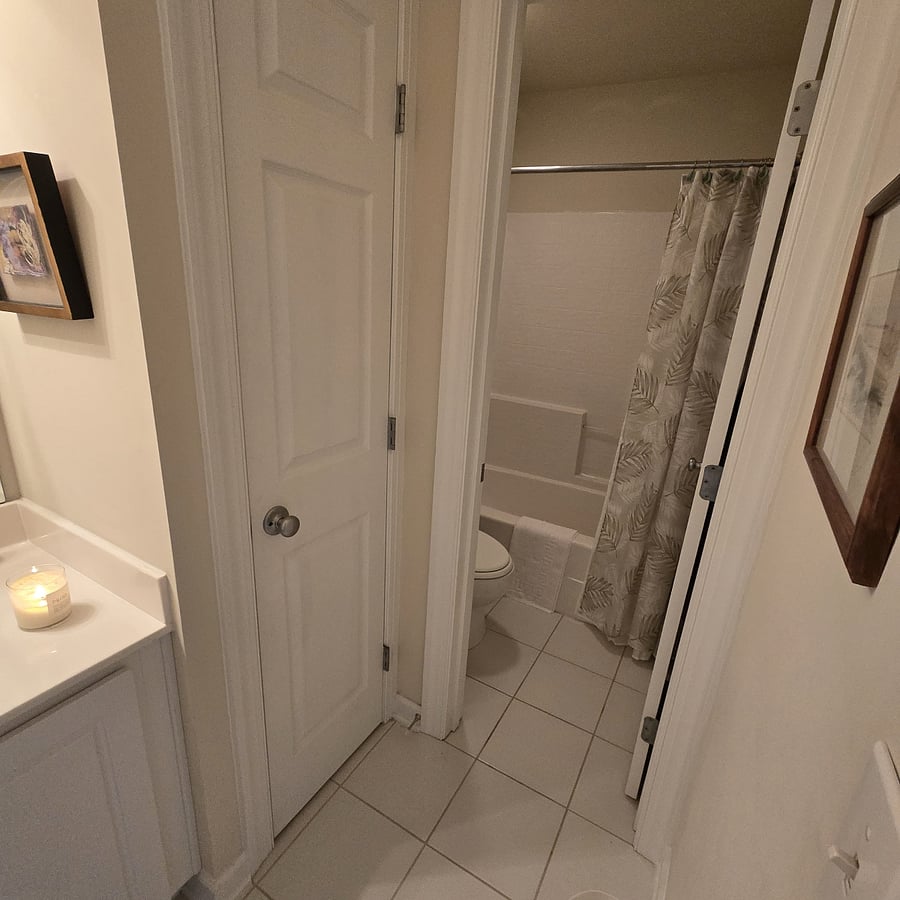 2nd bathroom. Upper level.