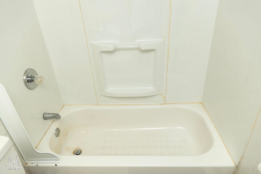 Unit 1 Bathroom