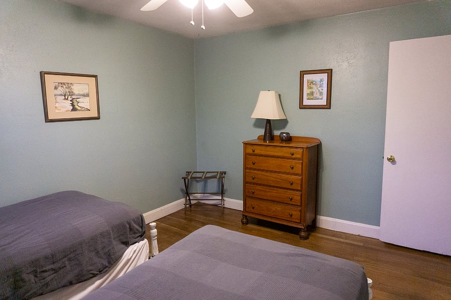 Twin Bedroom