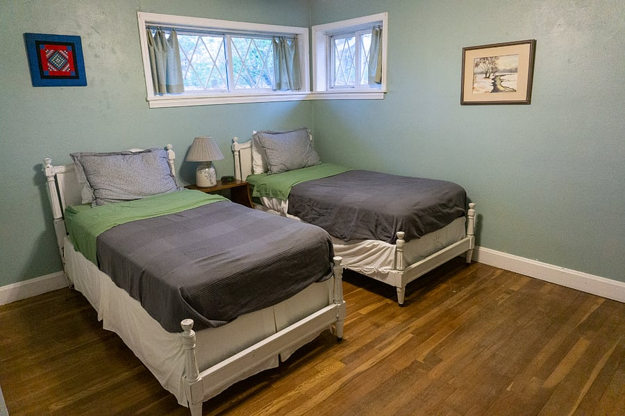 Twin Bedroom
