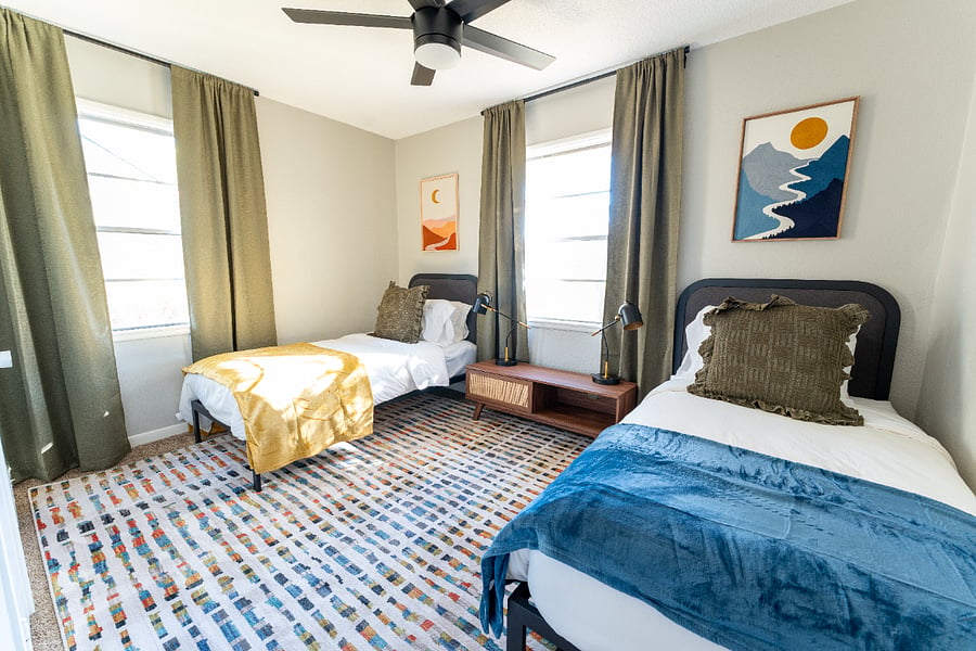 2 twin bedroom with plenty of space for kids or adults!