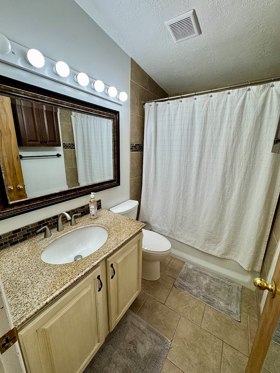 Furnished Finder property 918517_1 photo 11