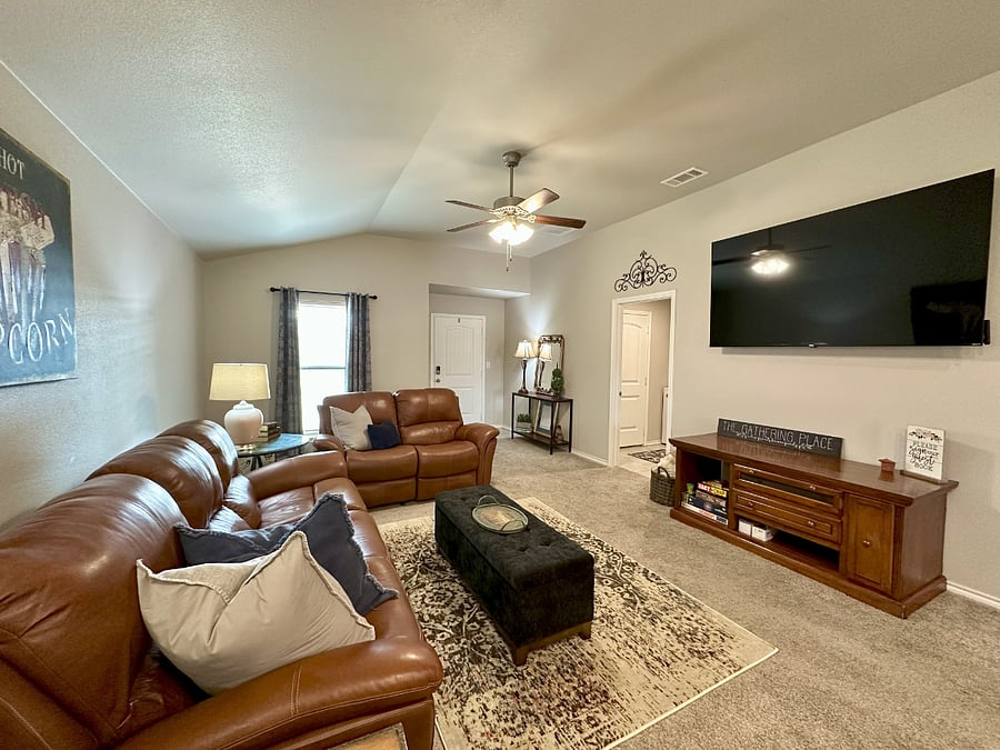 Furnished Finder property 918588_1 photo 3
