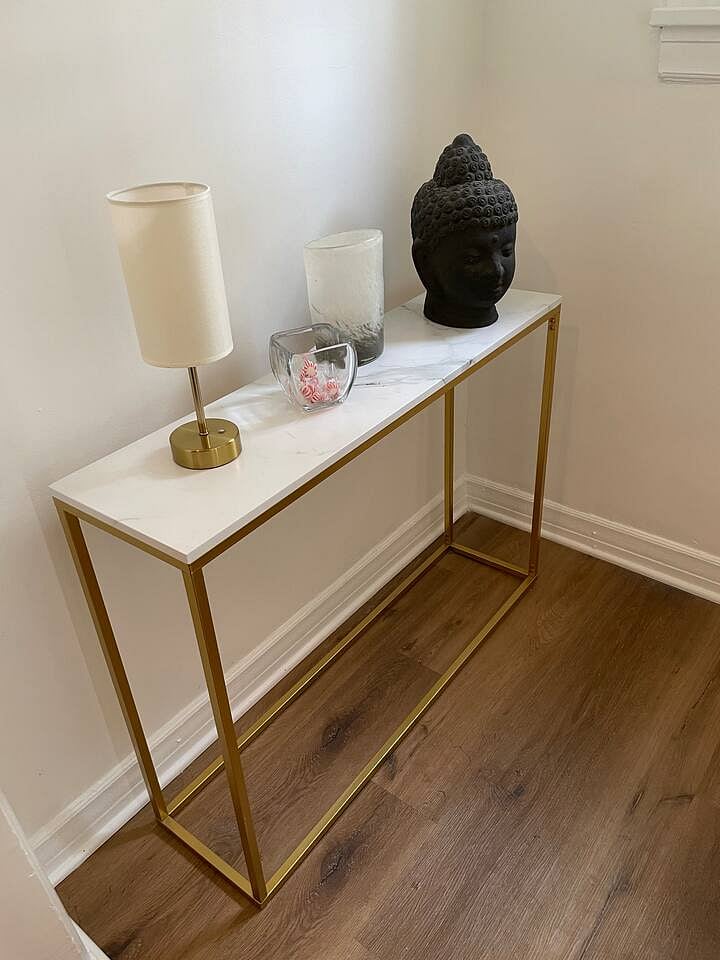 Entry Inside Foyer Area