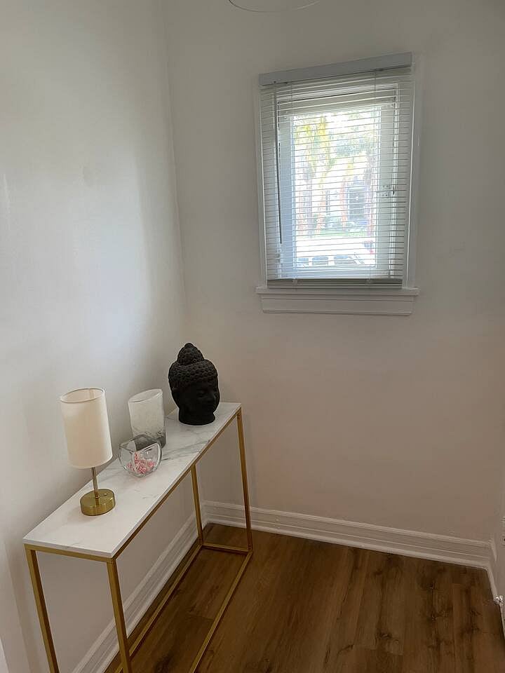 Entry Foyer