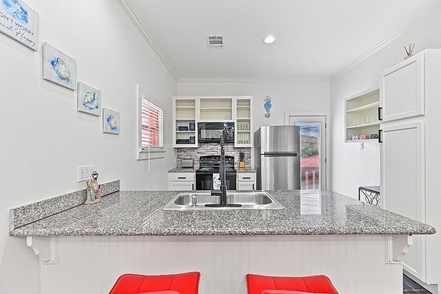 Fully-Equipped Kitchen | Perfect for Cooking & Entertaining