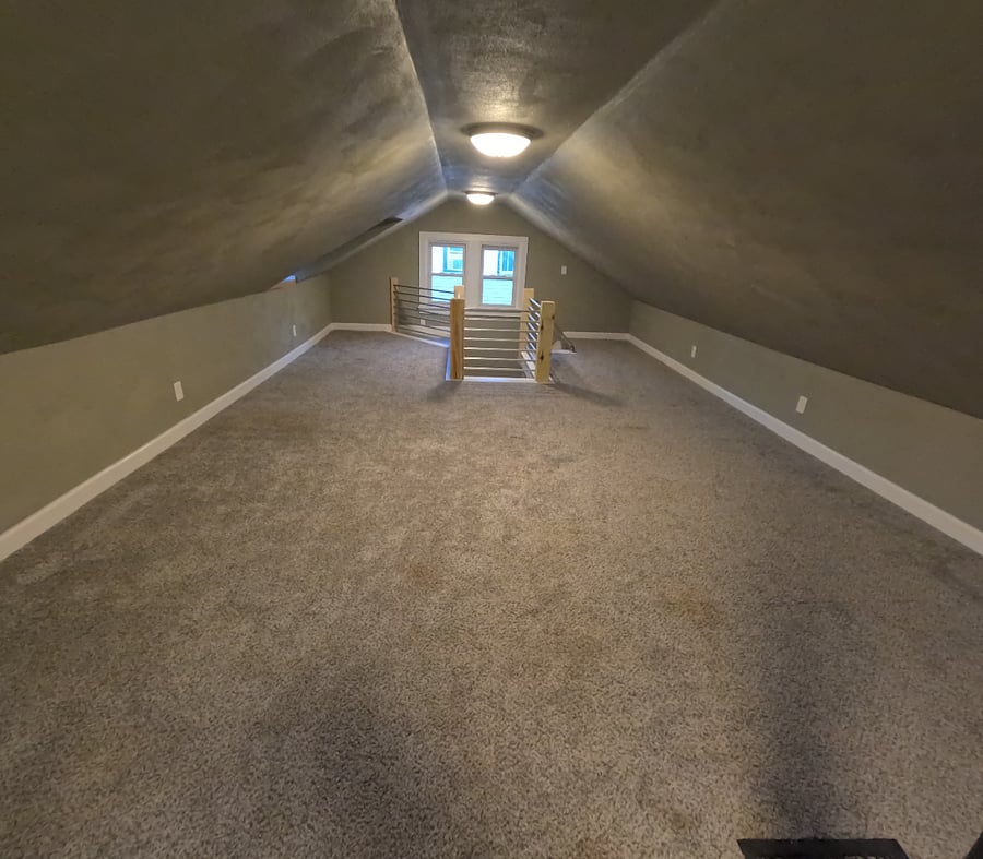 Addition unfurnished loft space