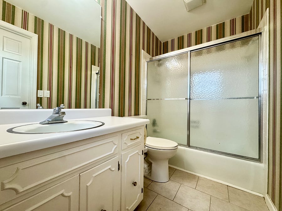 Private primary bath.