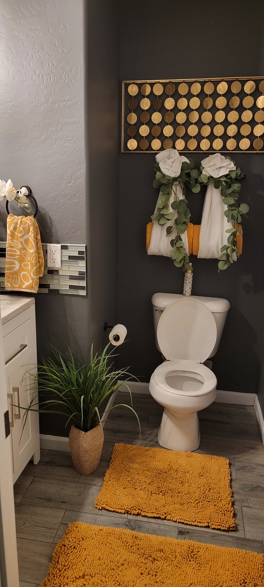 1/2 bath