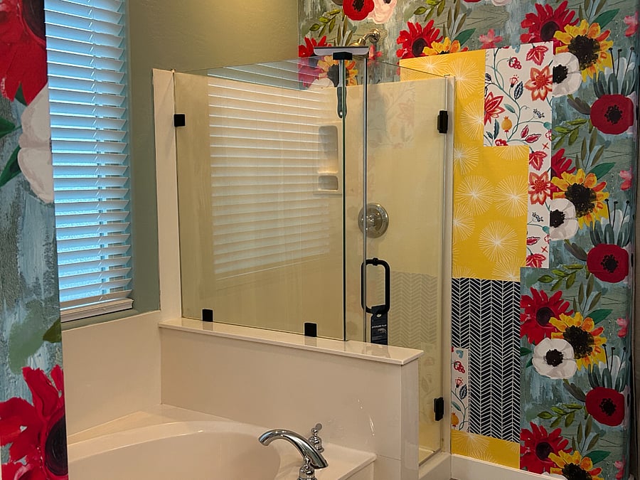 A cheery bathroom welcomes you up in the morning
