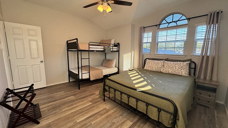 Furnished Finder property 918937_1 photo 9