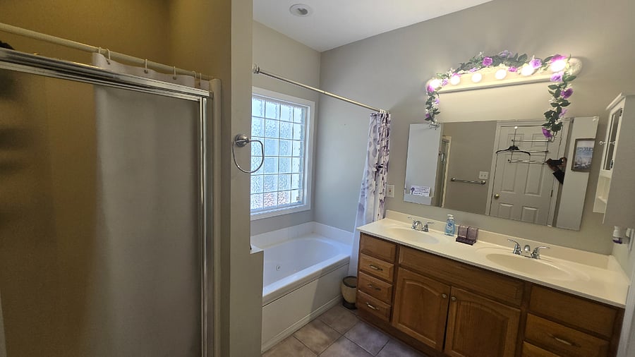 Bathroom off the Mater bedroom