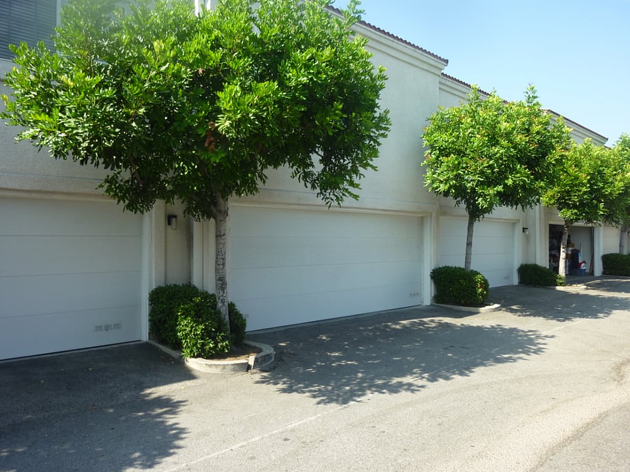 Private garage entry into bottom of unit