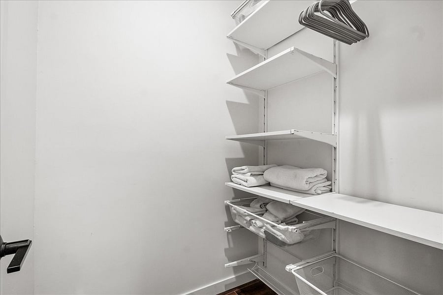 Walk in closet