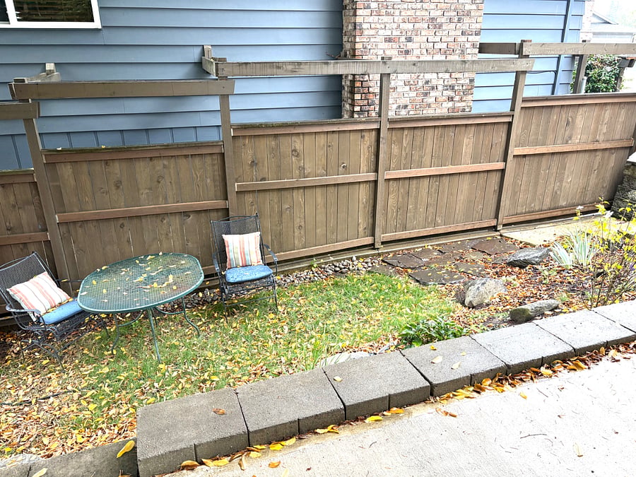 Fenced yard area for your use only