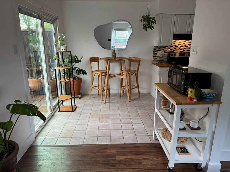 dining space attached to kitchen