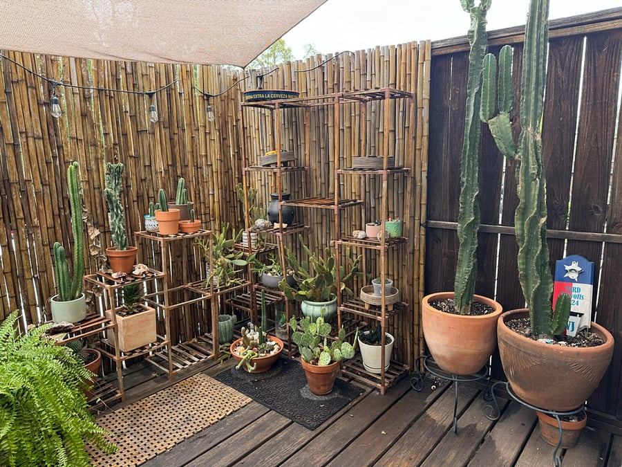 private covered garden patio