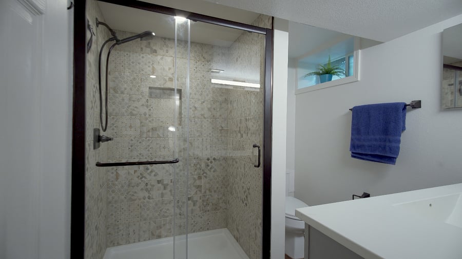 Private Bathroom / Shower 