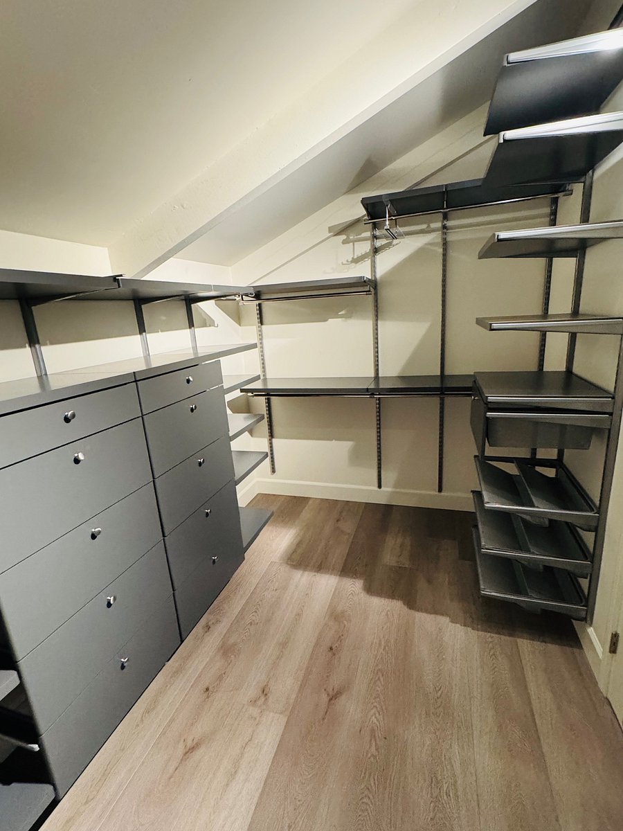 Walk in closet off master bath