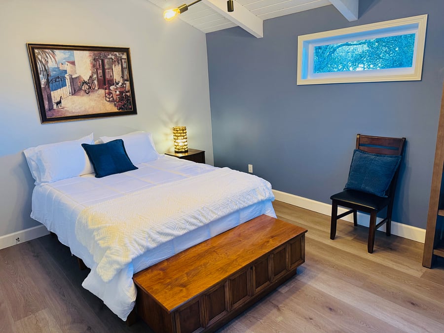 Queen bedroom