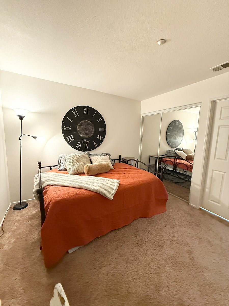 Second bedroom- full bed with twin trundle