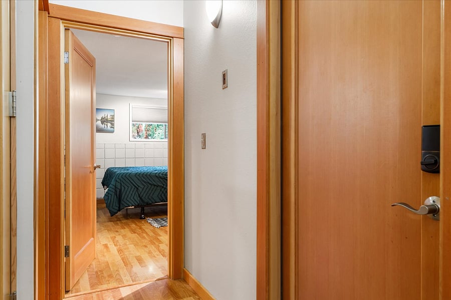 Furnished Finder property 920165_1 photo 14