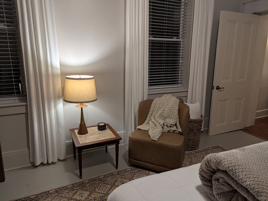 Full/Double Bed