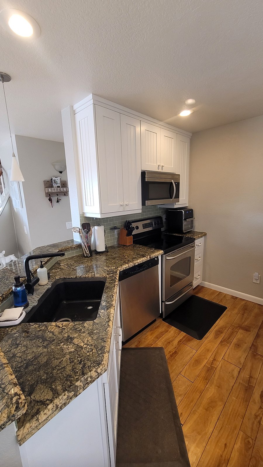 Furnished Finder property 920238_1 photo 12