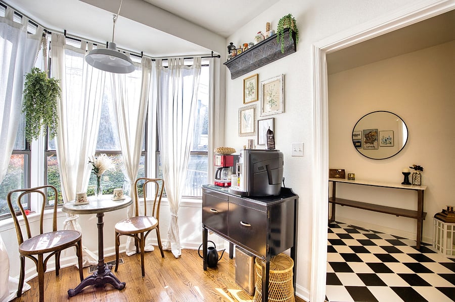 Eat in kitchen with coffee bar and espresso machine