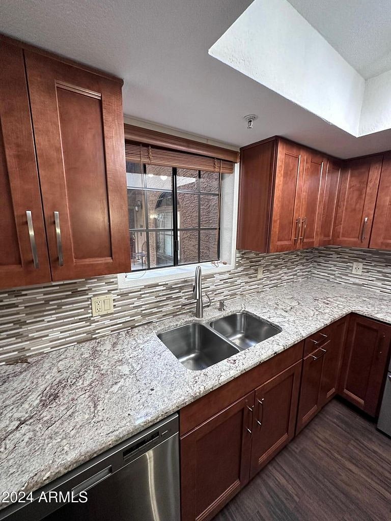 Furnished Finder property 920373_1 photo 8