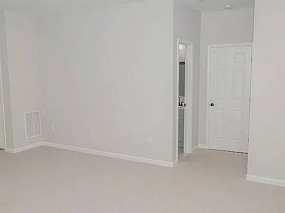 Furnished Finder property 920496_2 photo 7